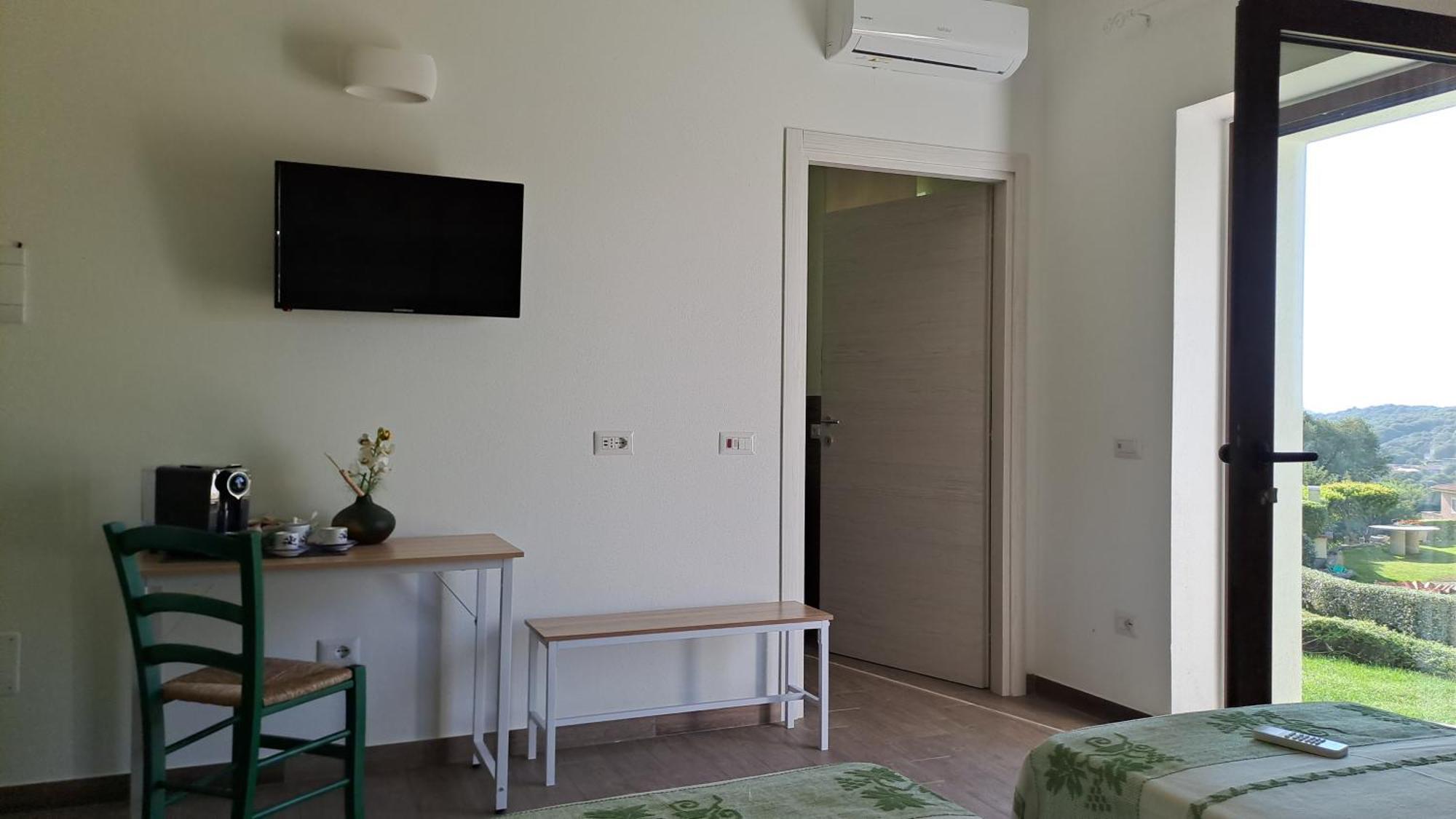 B&B La Chintina Sant'Antonio di Gallura Εξωτερικό φωτογραφία